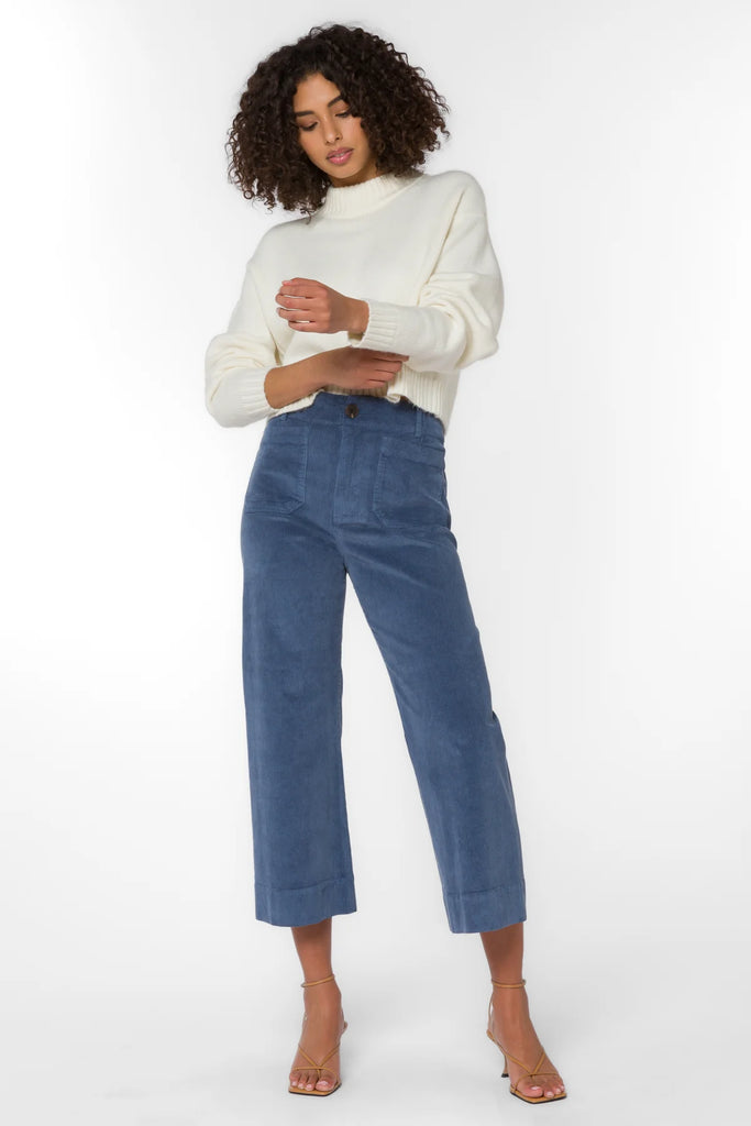 The Alyx cropped pants on model 