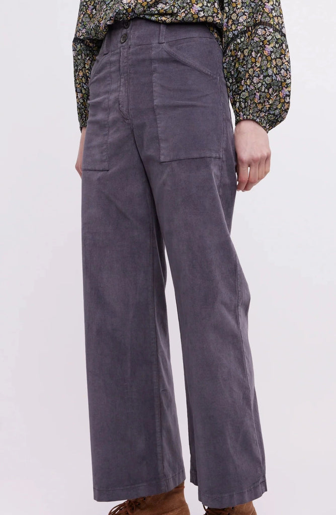 Aria Pants are the perfect addition to your fall wardrobe. Crafted from a soft corduroy material, they offer comfort and durability. With its flattering cut and design, Aria Pants are an essential piece of your closet.